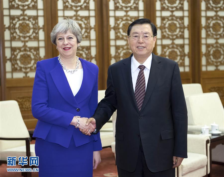 2月1日，全國人大常委會委員長張德江在北京人民大會堂會見英國首相特雷莎·梅。新華社記者 李濤 攝