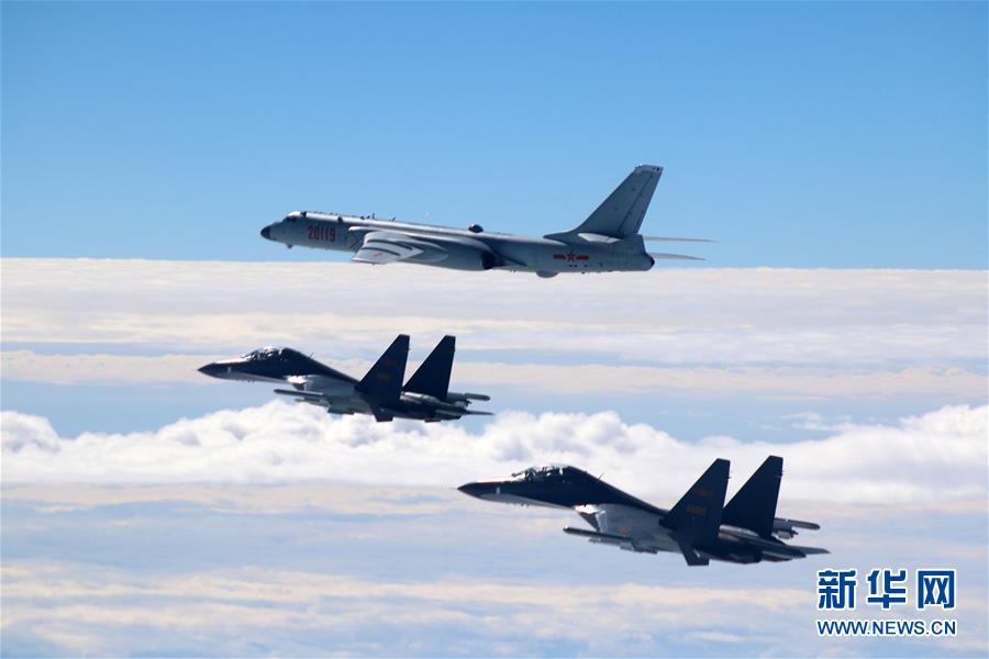 （新華全媒頭條·圖文互動(dòng)）（7）戰(zhàn)鷹，為祖國(guó)奮飛——記空軍航空兵某旅旅長(zhǎng)、特級(jí)飛行員郝井文