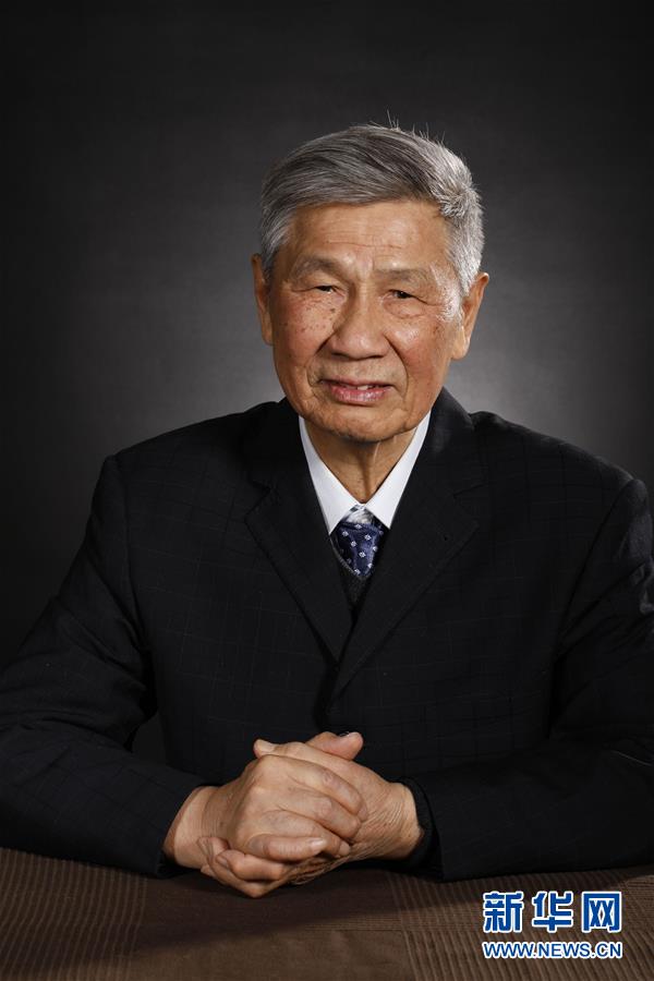 （今日關(guān)注·科技獎(jiǎng)勵(lì)大會(huì)·圖文互動(dòng)）（1）曾慶存：勇攀氣象科學(xué)之巔，他讓天氣預(yù)報(bào)越來(lái)越精準(zhǔn)