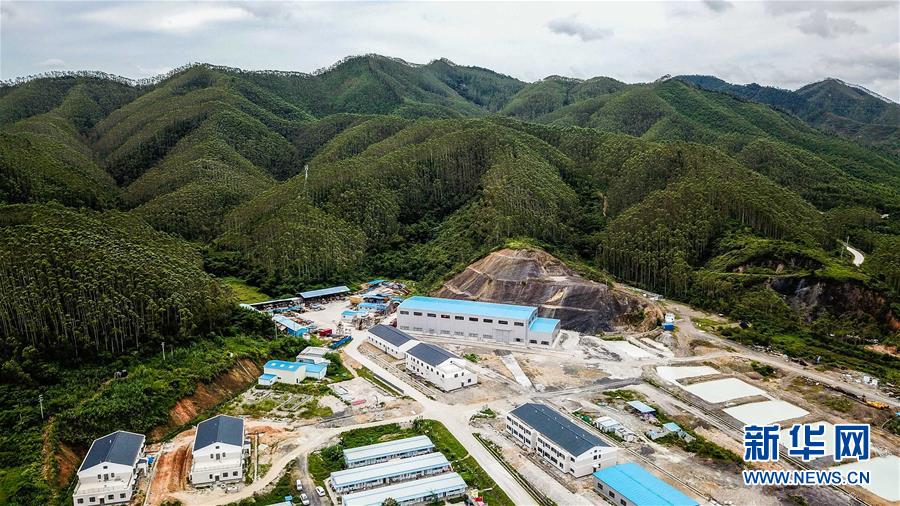 （新華全媒頭條·圖文互動(dòng)）（11）新基建，澎湃中國經(jīng)濟(jì)新動(dòng)能