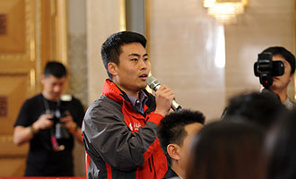 人民日?qǐng)?bào)、人民網(wǎng)、人民日?qǐng)?bào)客戶端記者提問