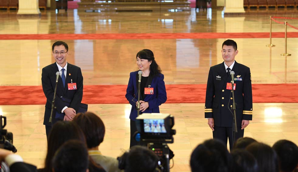 孟祥飛、李媛、曹先建接受采訪