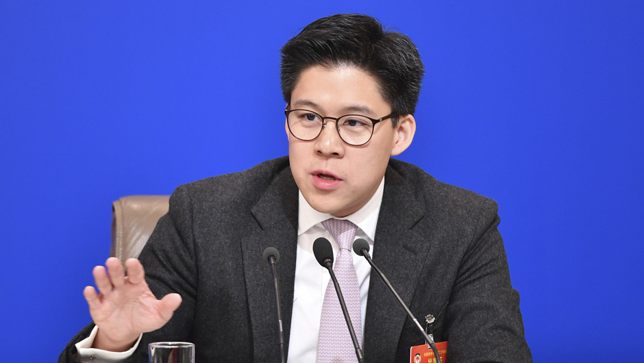 全國政協委員、中國香港體育協會暨奧林匹克委員會副會長、霍英東集團副總裁 霍啟剛